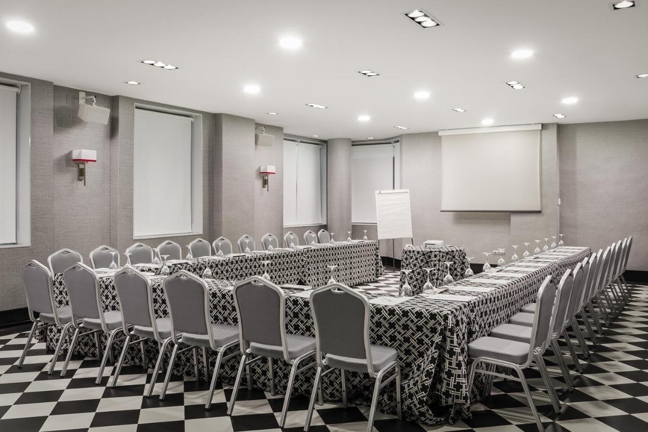 Hotel Asset Torrejon Torrejón de Ardoz Exterior foto